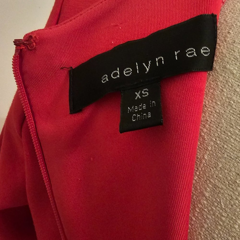 Adelyn Rae Dress ---Xtra Small - Picture 5 of 5